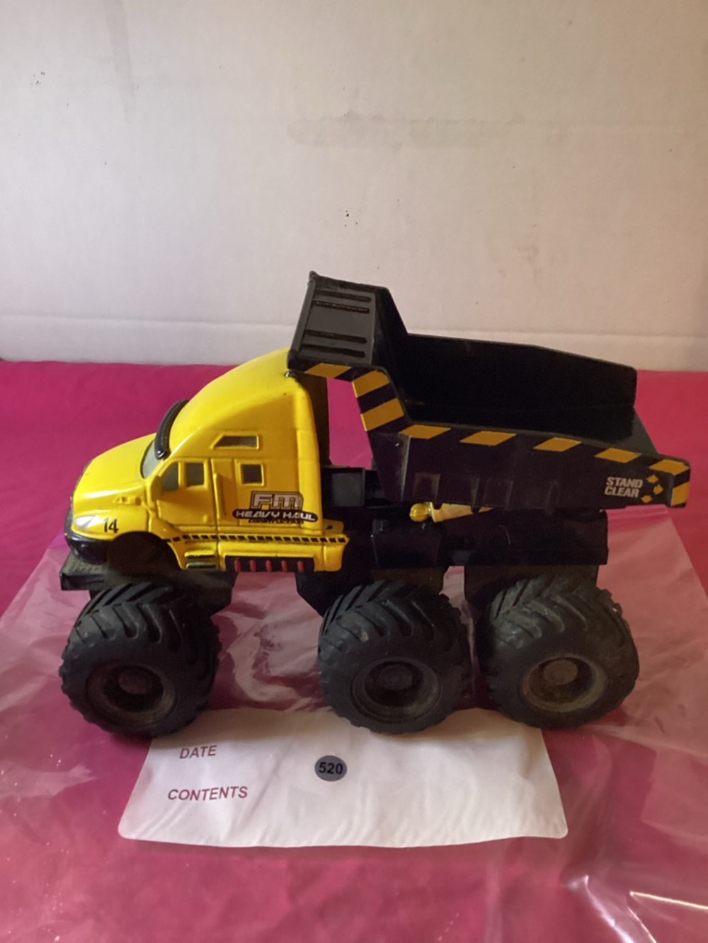 520-2015 Yellow Maisto Fresh Metal Builder Zone Quarry Monster Dump Truck